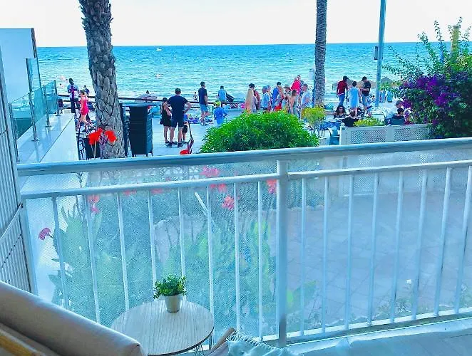 Blue House 1ª Linea Playa *