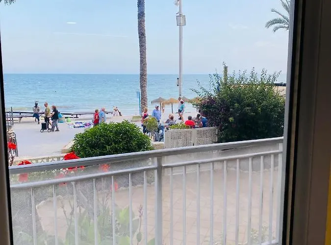 Blue House 1ª Linea Playa * Torrevieja